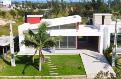 Casa à venda no bairro Furnas, Balneário Gaivota/SC Código 21